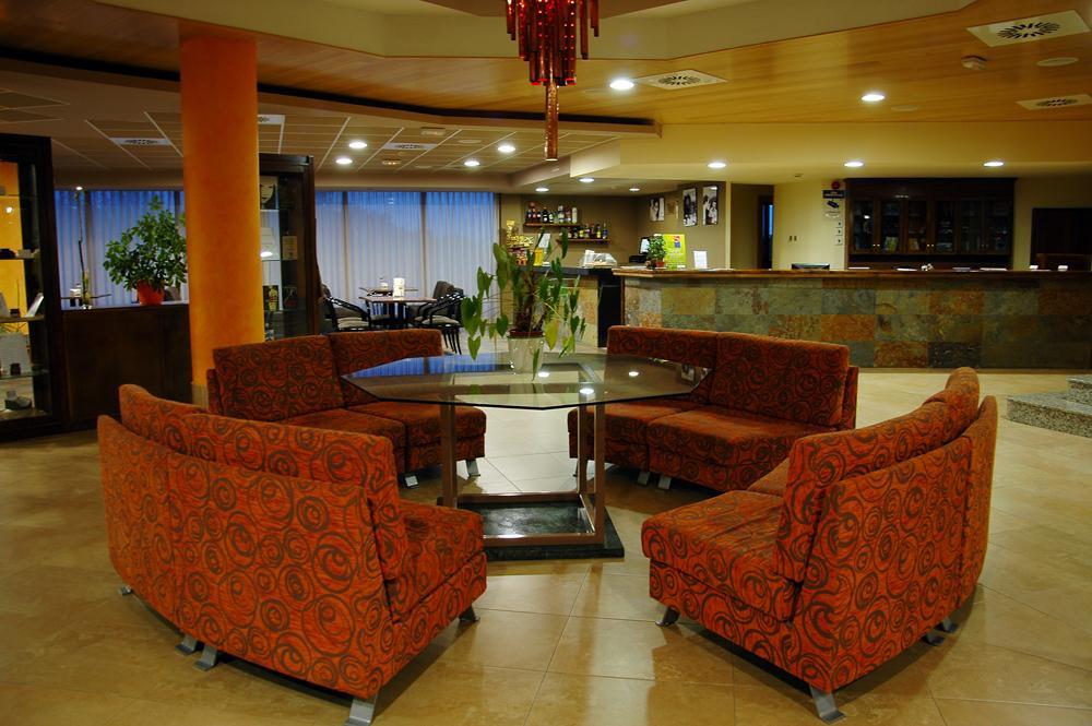 Hotel Salat Resort Лес Борхес Бланкес Екстериор снимка